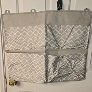 Hanging Organizer with Geometric Pattern